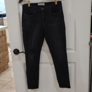 Gap 1969 Size 29R True Skinny Black Slight Distressing